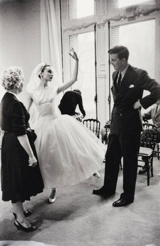 fd3c0db99b3b41160f2692273421bae6