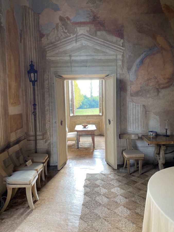 AKH0WpucR2GgymEZt9ZCYg