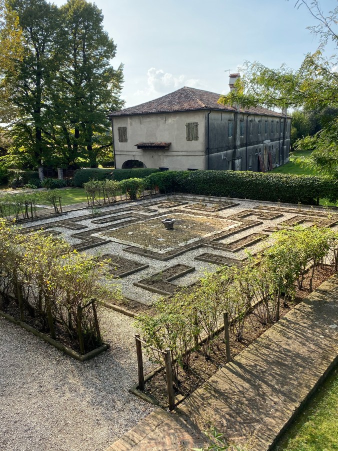 onlxB25UT8eZjHMegAU12Q