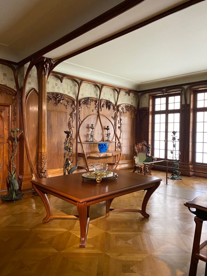 FUZeJ9ueT3m1qczeejAsMg