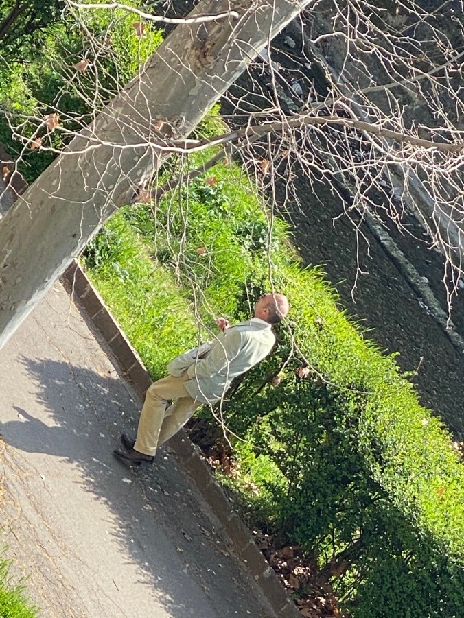 4c5uhJWoSBGxO1FQF6V6Mg